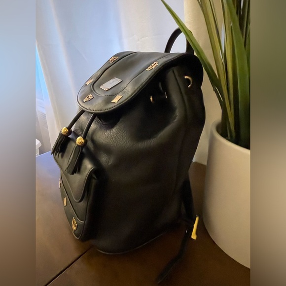 MCM studded backpack - Picture 5 of 14